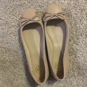 Tory Burch nude slip ons